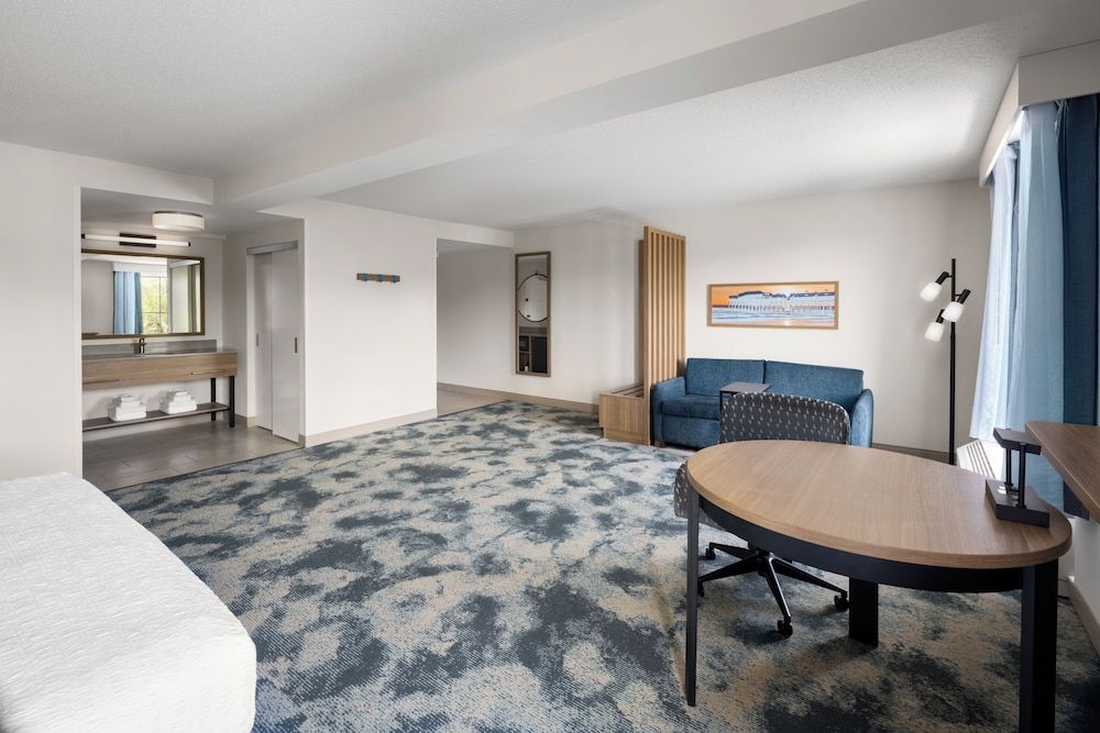 Studio Suite, 1 King Bed, Non Smoking