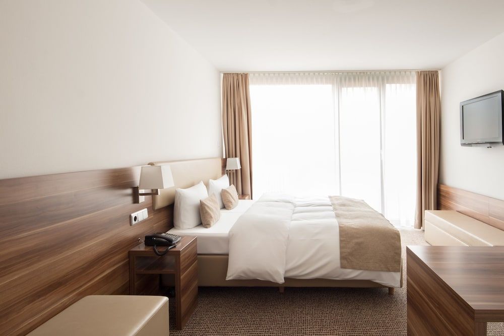Downtown Vi Vadi Hotel Double or Twin Room, 1 Double or 2 Twin Beds 9