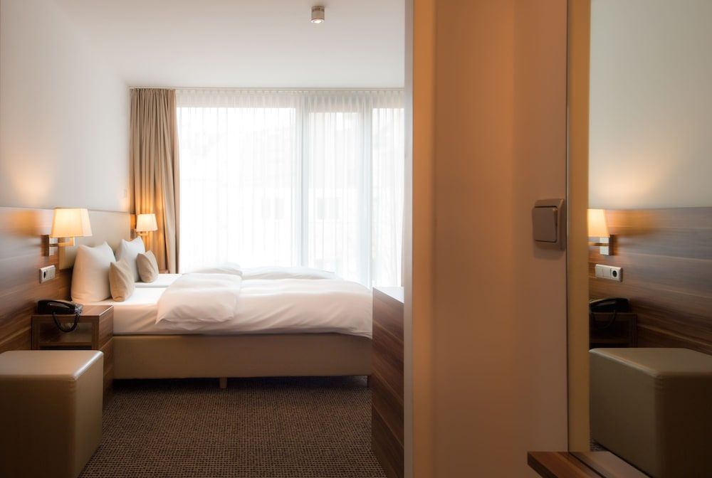 Downtown Vi Vadi Hotel Double or Twin Room, 1 Double or 2 Twin Beds 4