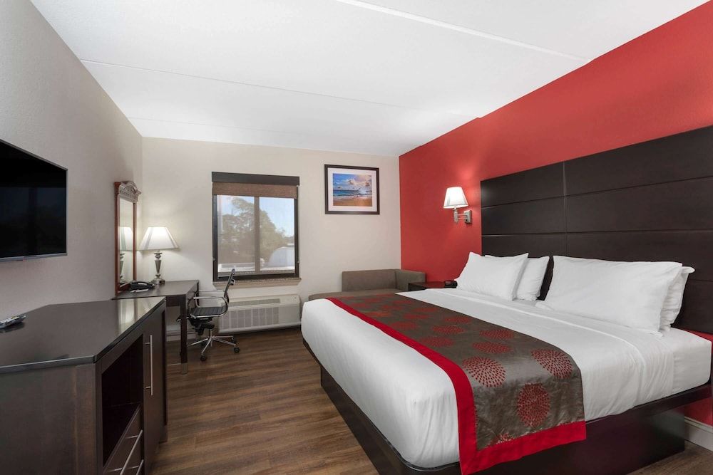 Standard Room, 1 King Bed, Non Smoking