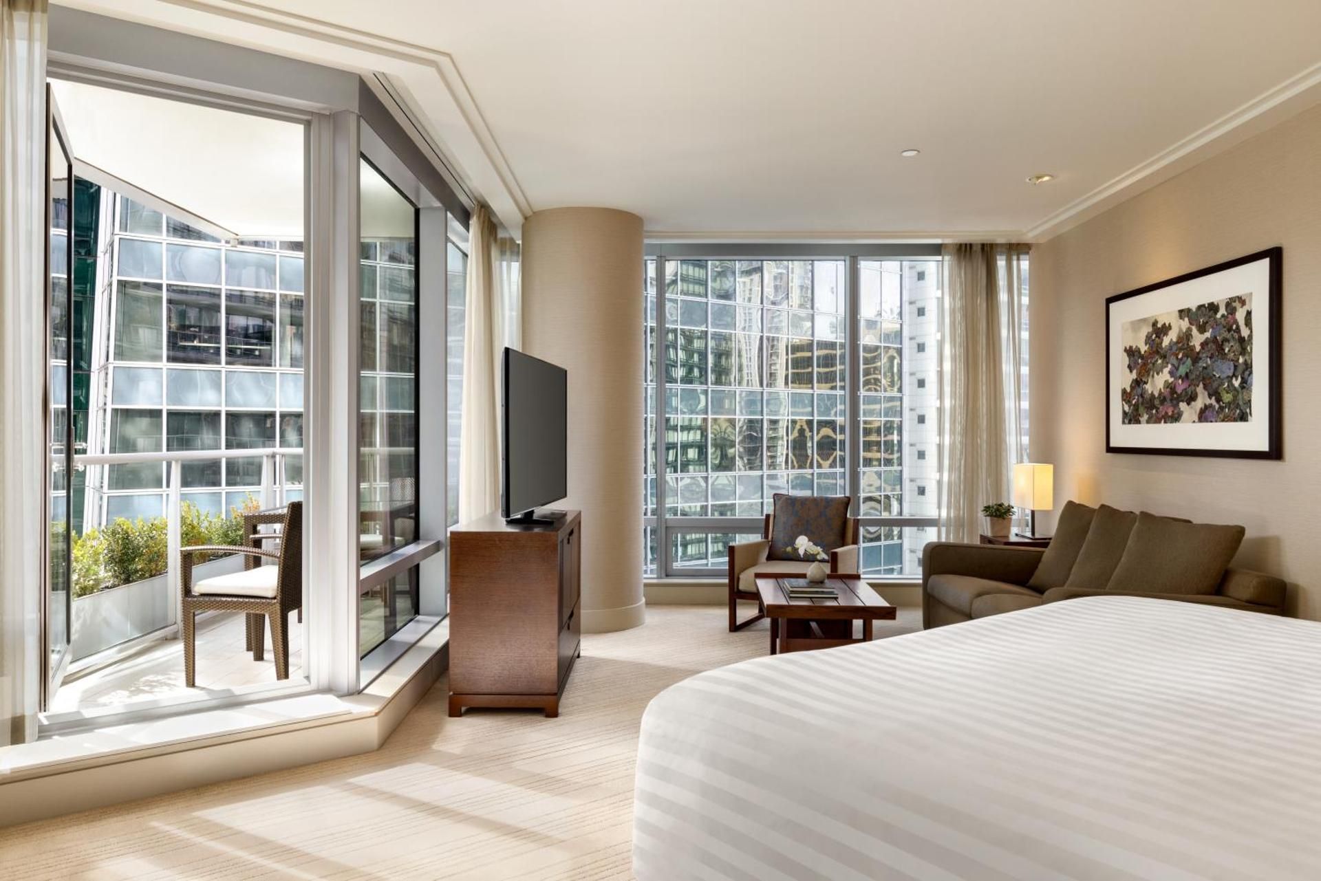 undefined Hyatt Vancouver Downtown Alberni 3