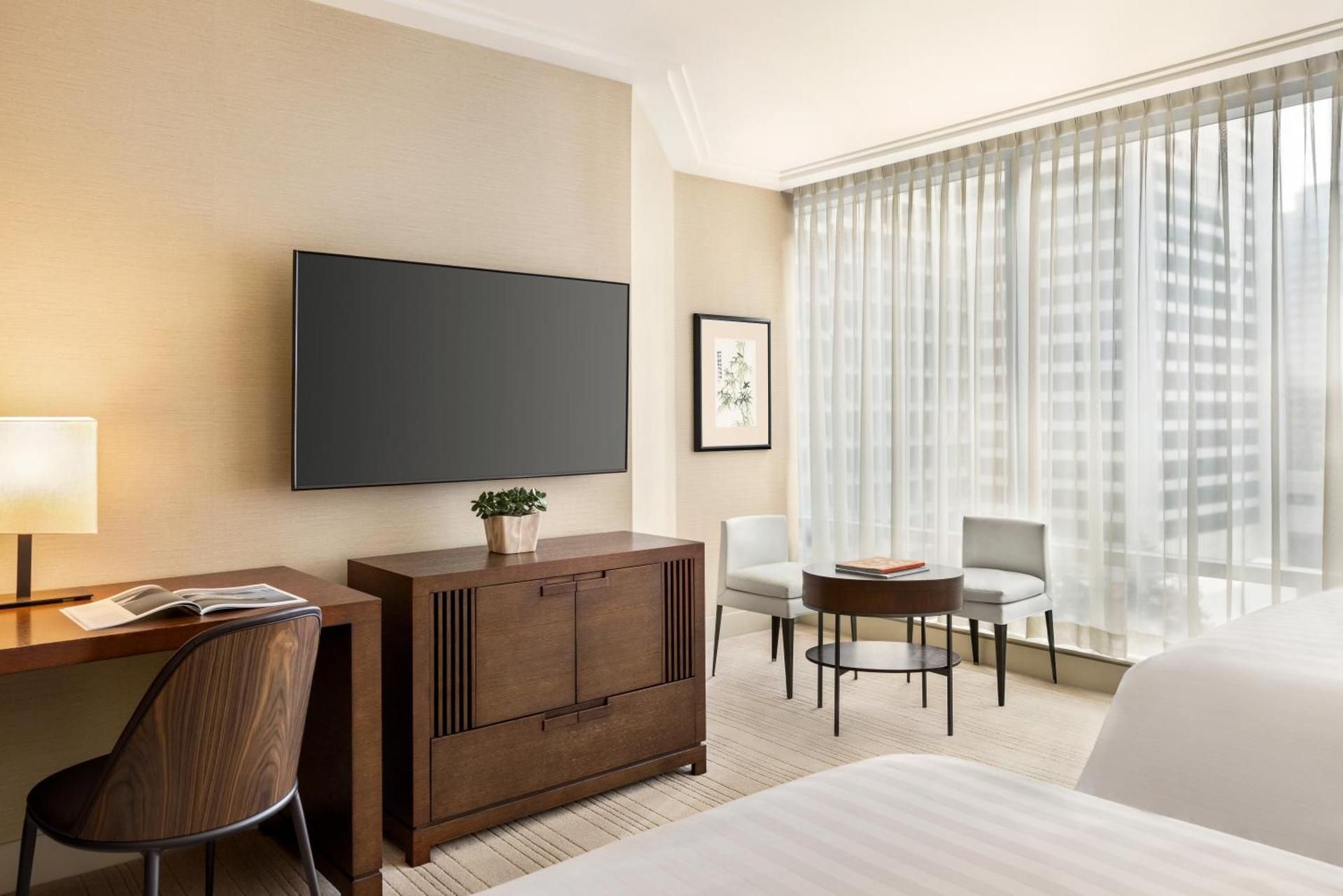 Hyatt Vancouver Downtown Alberni 2 Double Beds 3