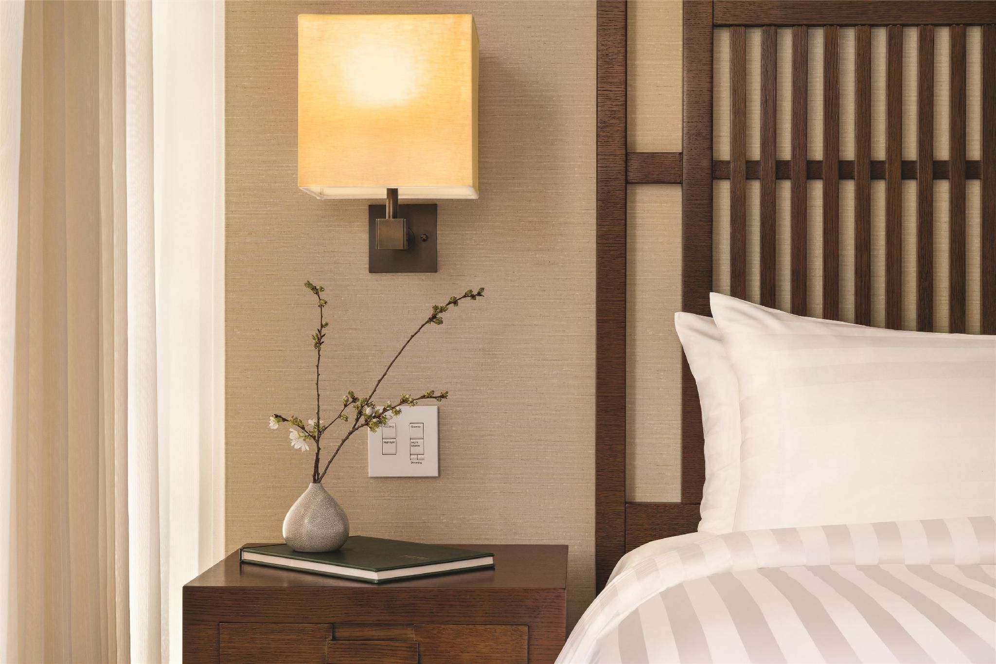 1 BEDROOM PREMIUM SUITE WITH BALCONY