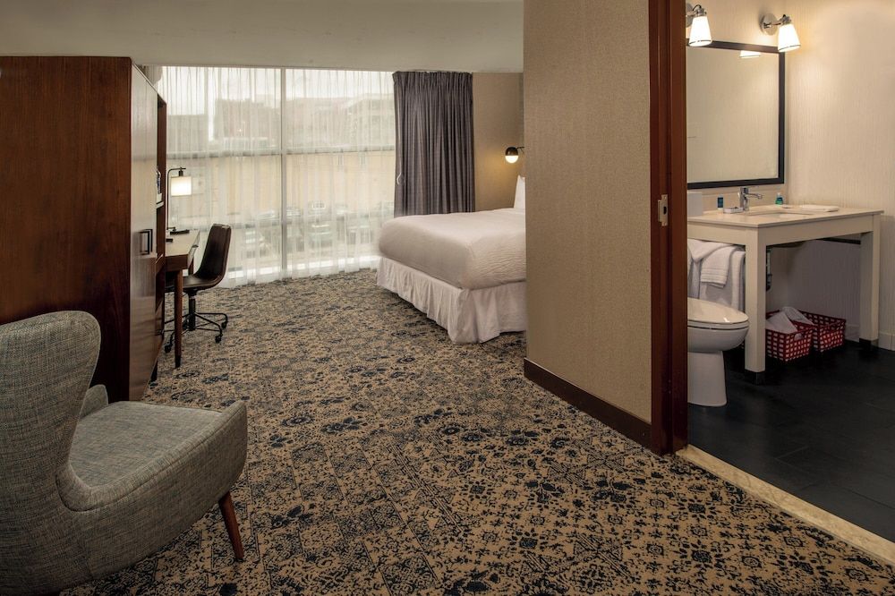 undefined Four Points by Sheraton Philadelphia City Center 9