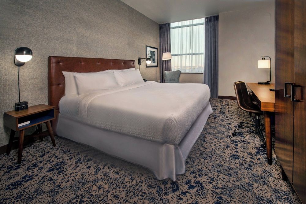 undefined Four Points by Sheraton Philadelphia City Center 3