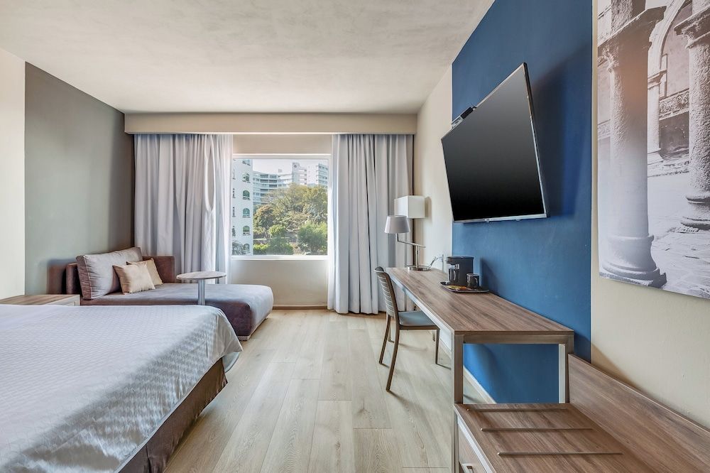 Fiesta Inn Cuernavaca Executive Room, 1 King Bed