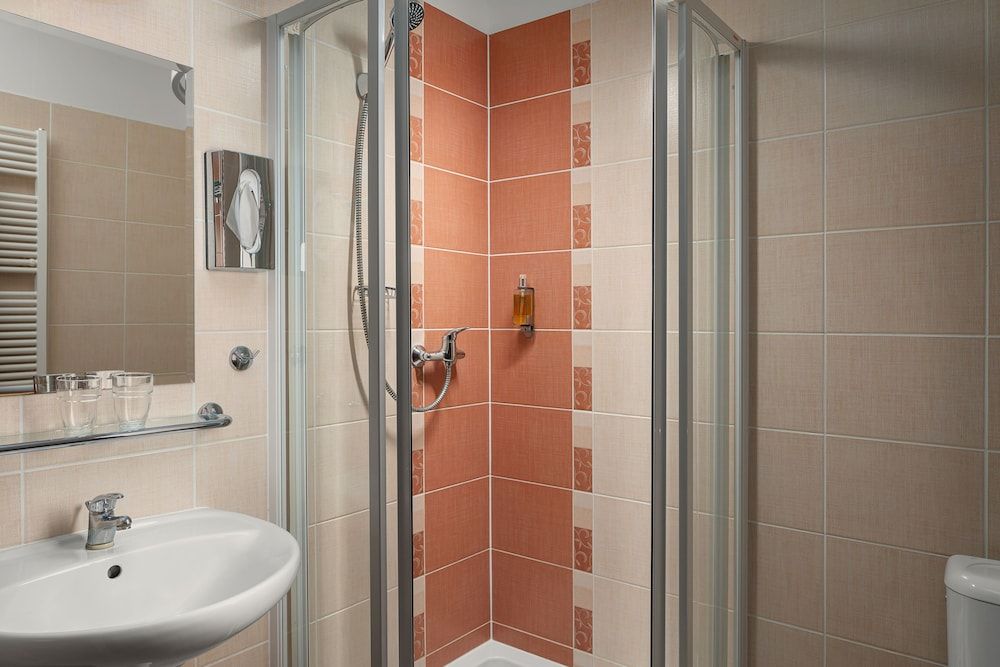 undefined Amigo City Centre Hotel 10