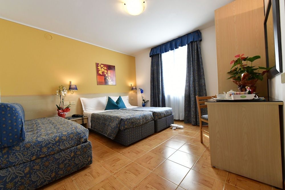 Hotel Beau Sejour Standard Double or Twin Room 3