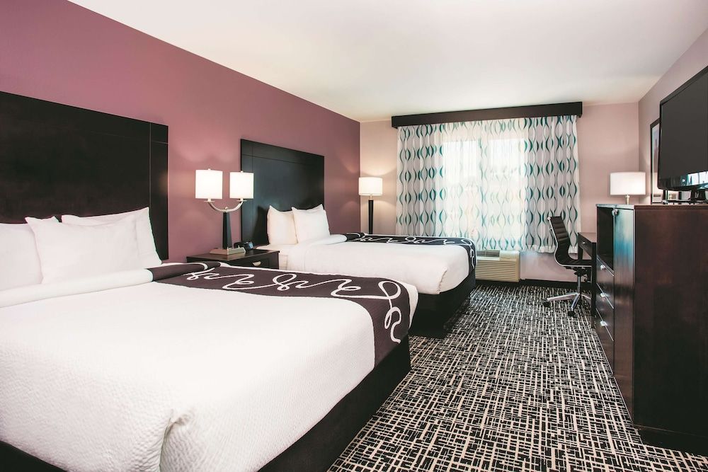 Room, 2 Queen Beds, Non Smoking