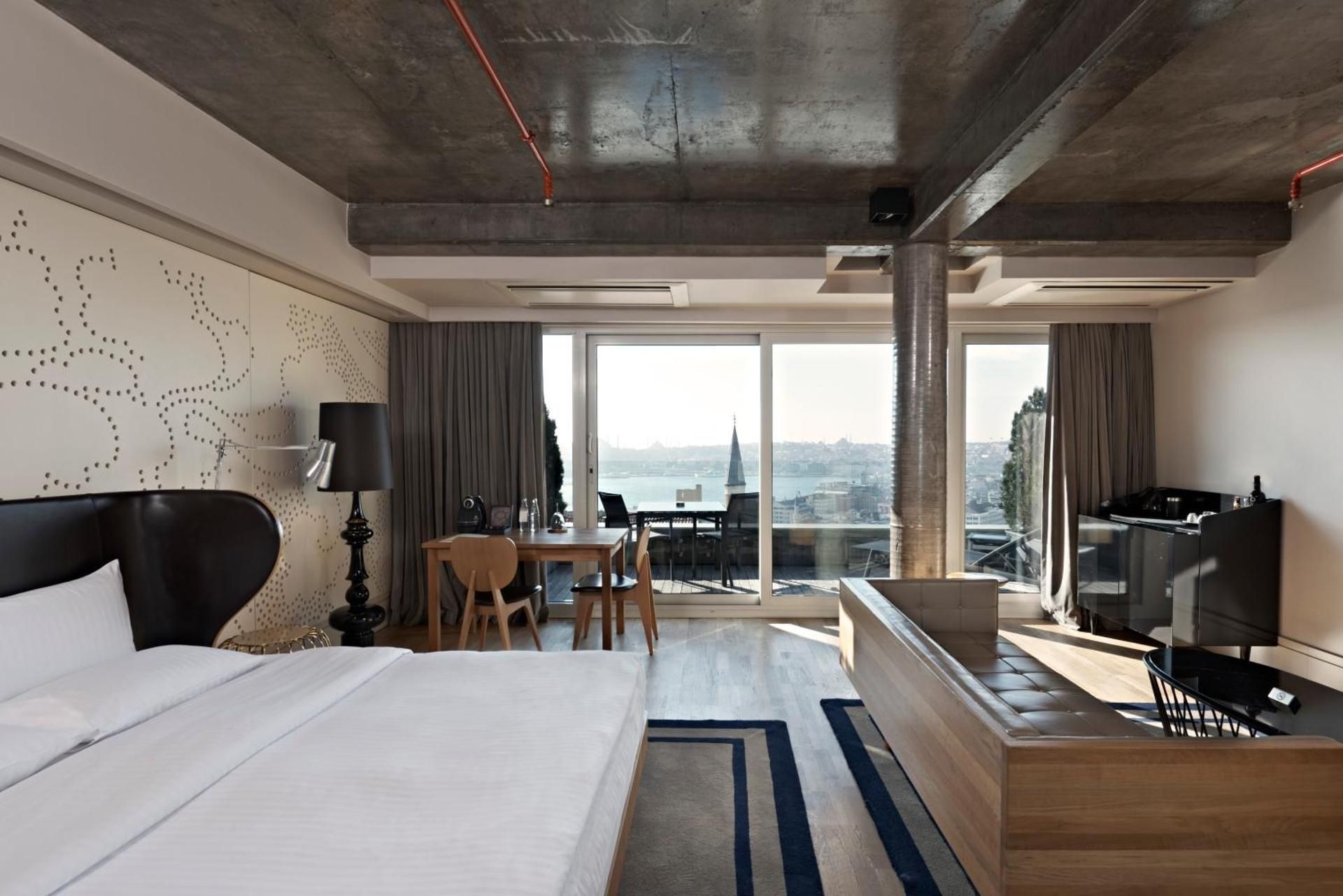 Superior Double Room with Terrace