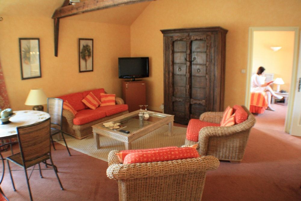 Best Western La Metairie Junior Suite, 2 Twin Beds, Non Smoking 4