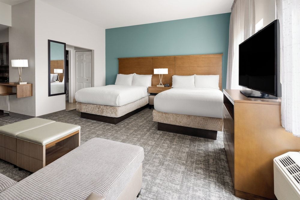 Studio Suite, 2 Double Beds, Kitchen