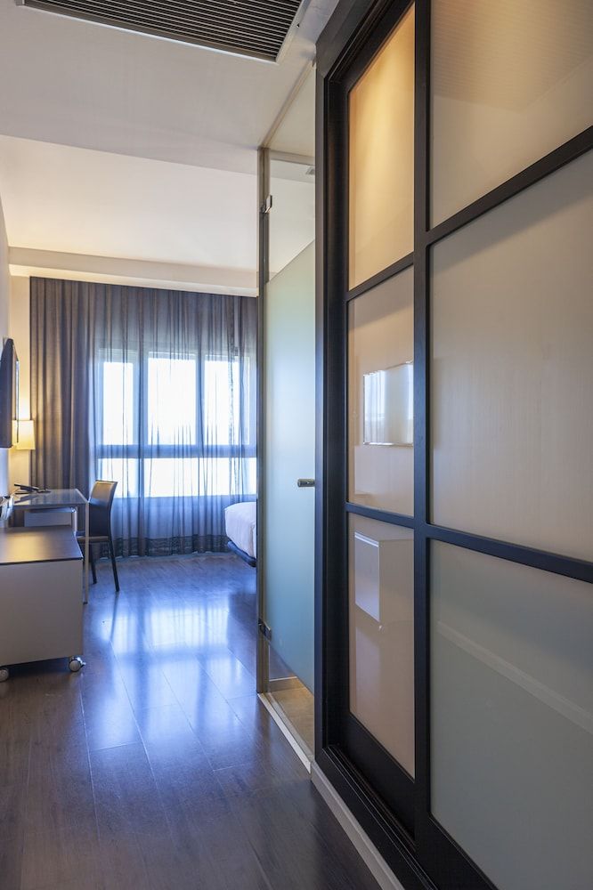 Hotel Porcel Torneo Standard Twin Room 7