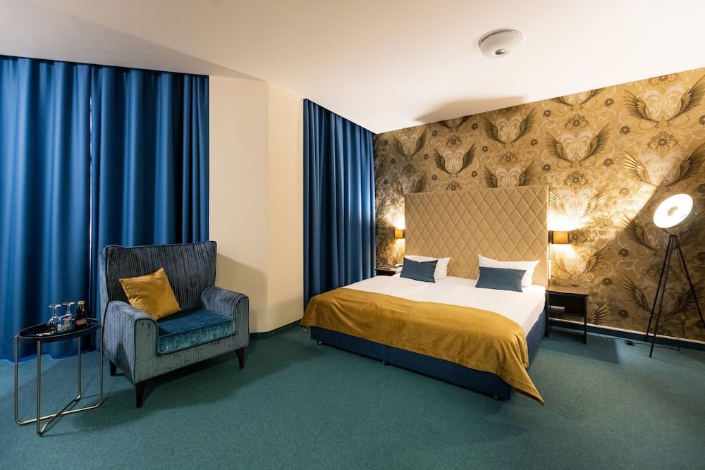 Hotel Royal International Standard Double or Twin Room 3