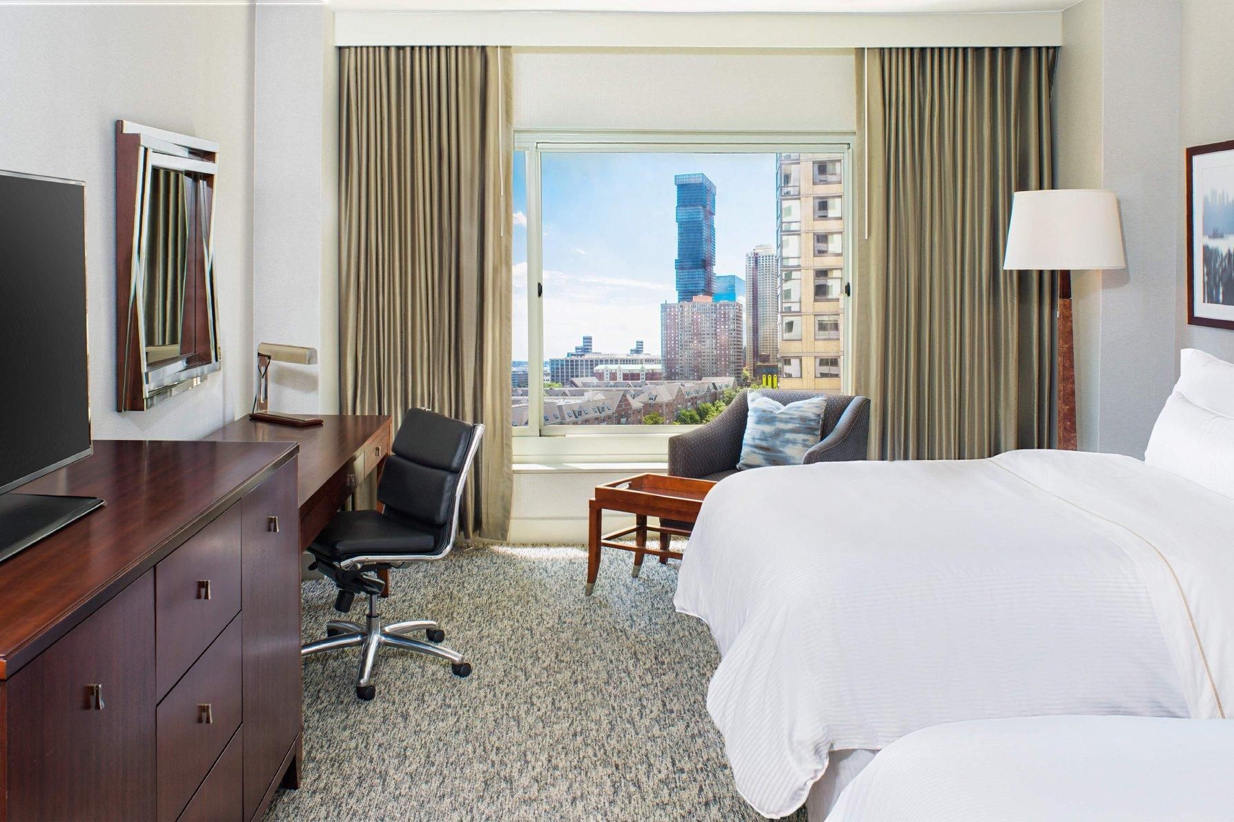 Deluxe, Guest room, 2 Queen, High floor