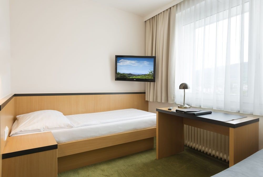 Hotel City Villach Economy Twin Room