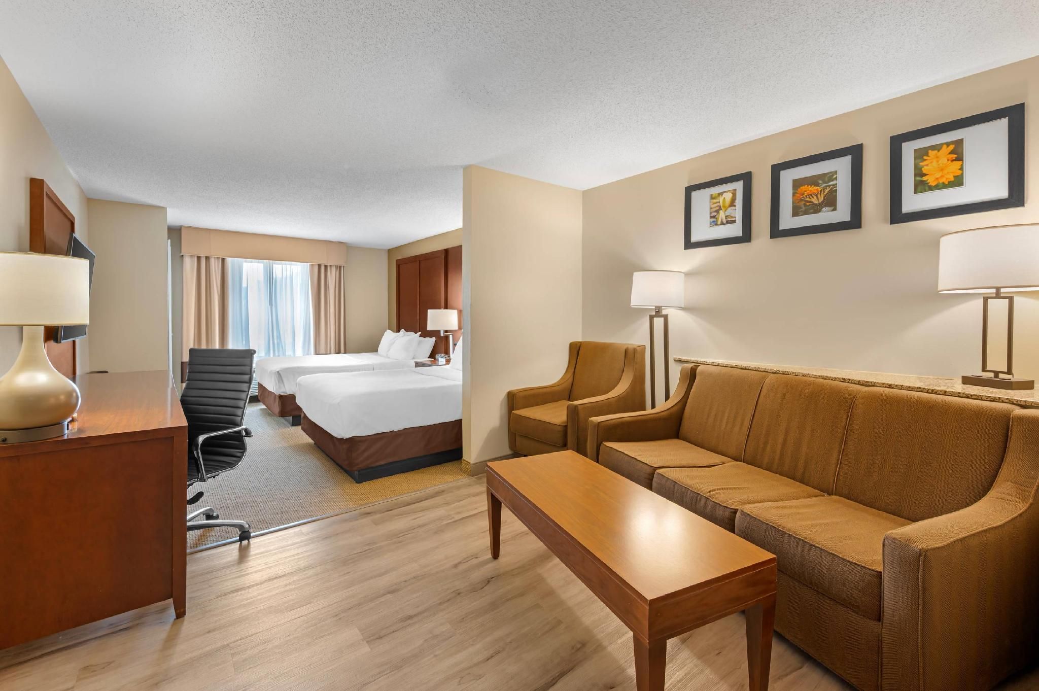 2 Queen Beds, Suite, Nonsmoking, Accessible