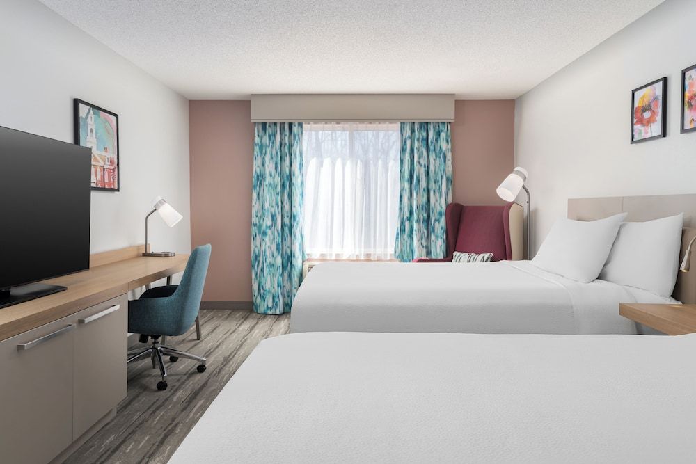 undefined Hilton Garden Inn Dover 3
