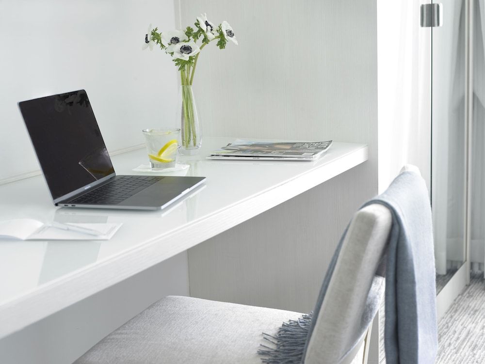 Grand Beach Hotel Suite, 1 King Bed with Sofa bed, Pool View 3