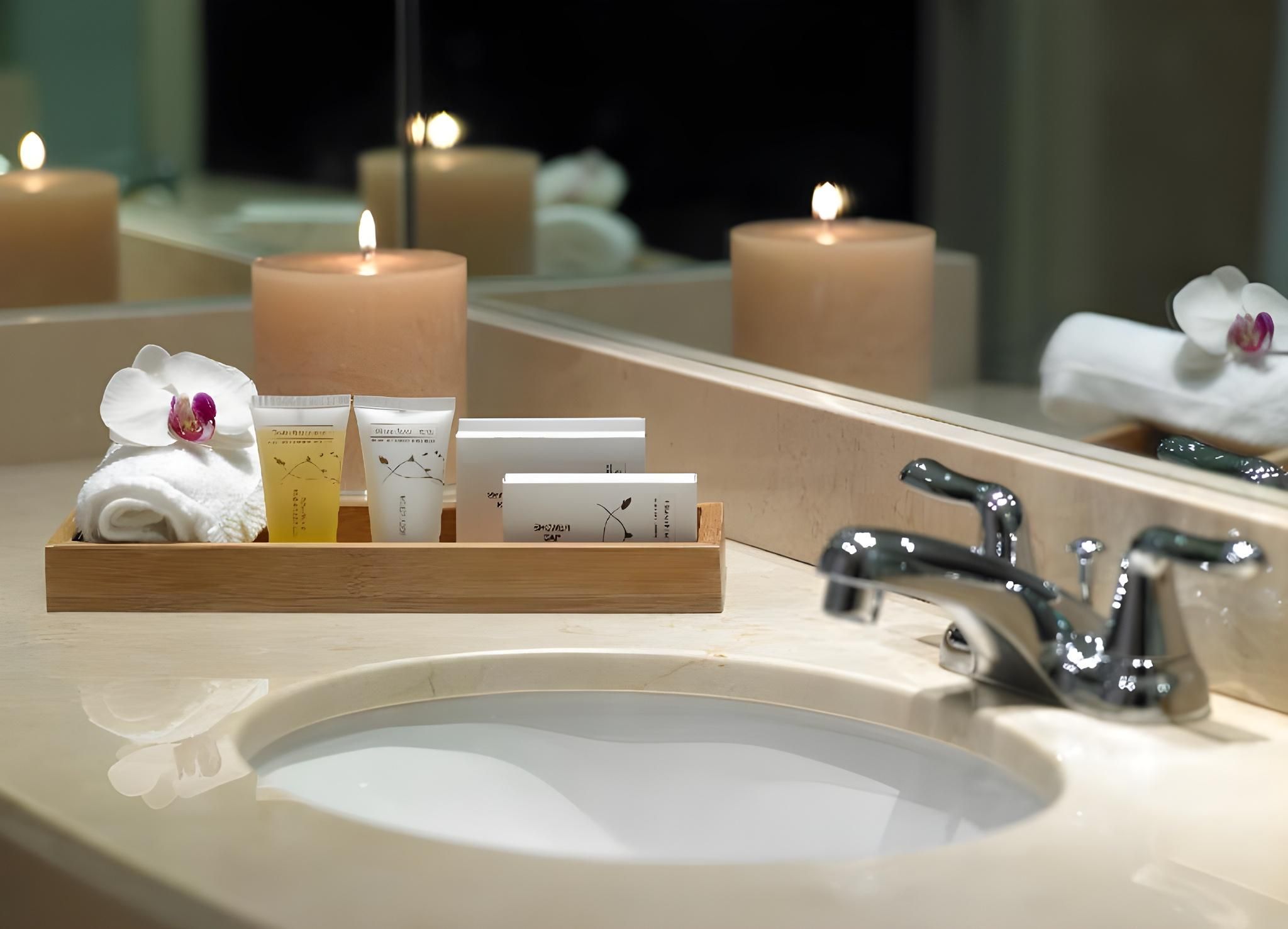 Two-Bedroom Suite with Bay Front View