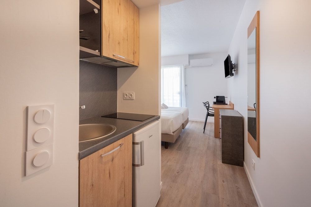 Residhotel Les Coralynes Studio, 1 Queen Bed, Balcony 6