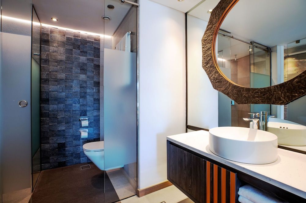 Tribe Hotel Superior Room, 1 King Bed (Superior King) 5