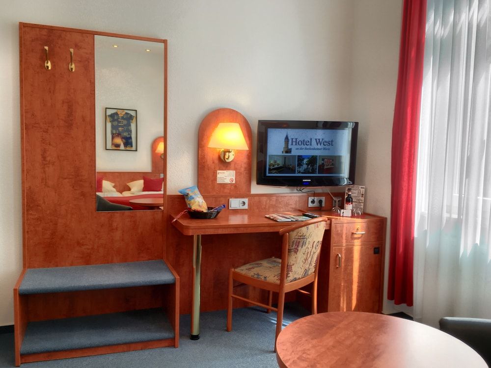 Hotel West an der Bockenheimer Warte Standard Double or Twin Room 16