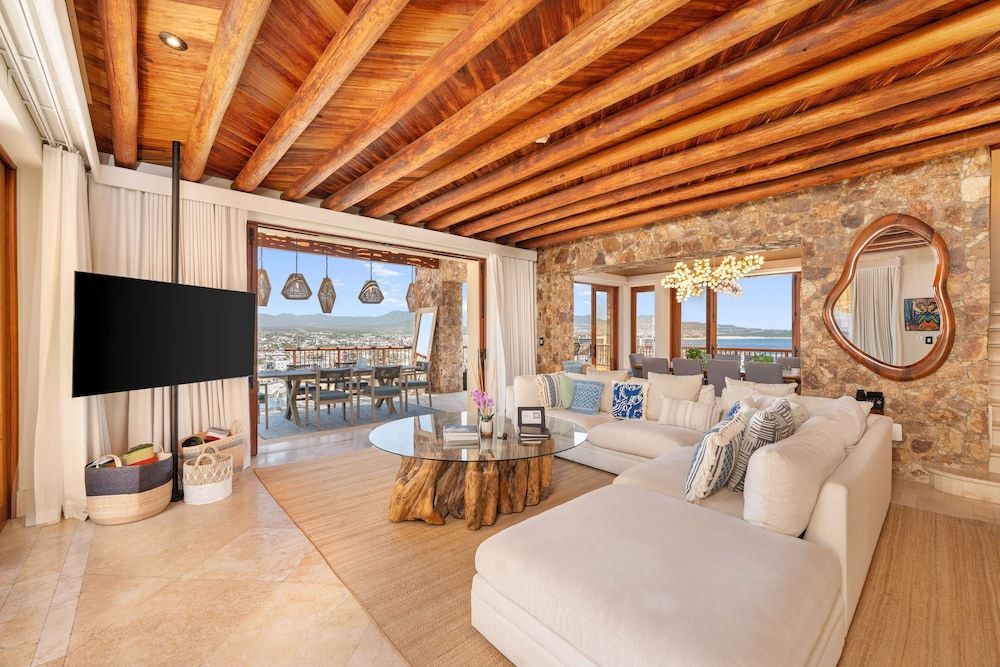 4 Bedroom Pedregal Private Home Mountain View