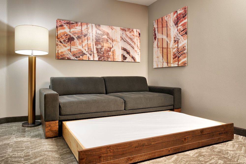 undefined SpringHill Suites by Marriott Las Vegas Convention Center 8