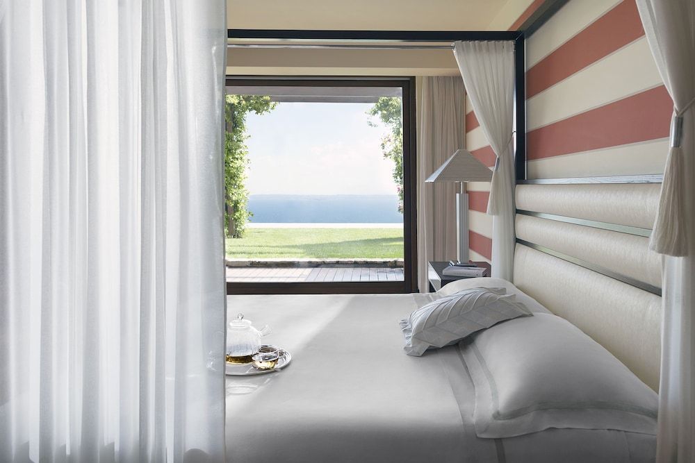 Royal Suite, Private Pool, Lake View