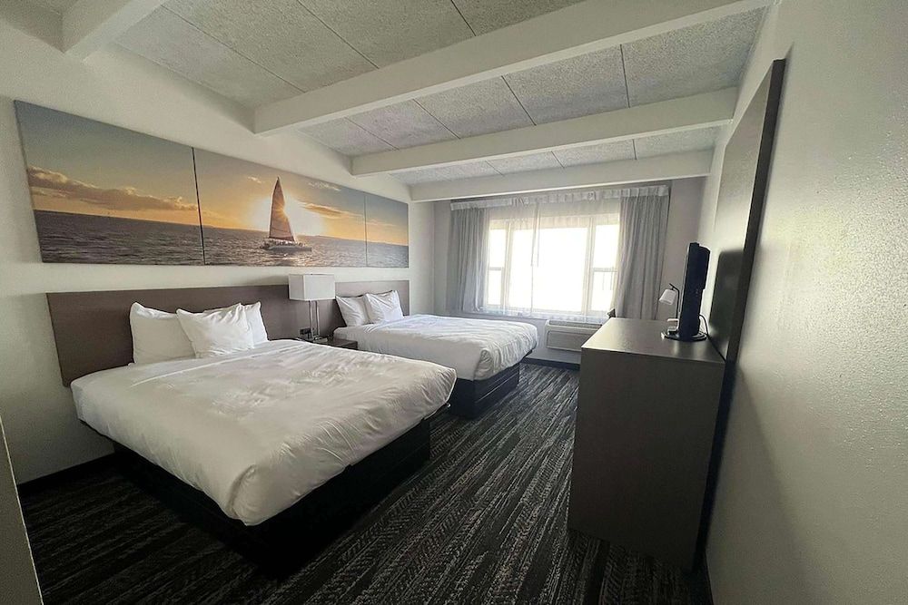 Room, 2 Queen Beds, Non Smoking