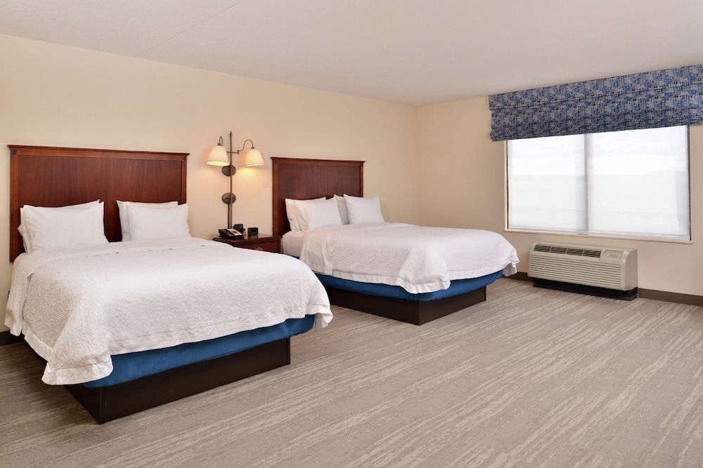Room, 2 Queen Beds, Non Smoking