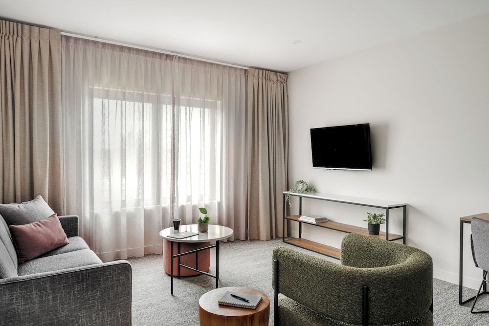 Quest Albury Three Bedroom Apartment 15