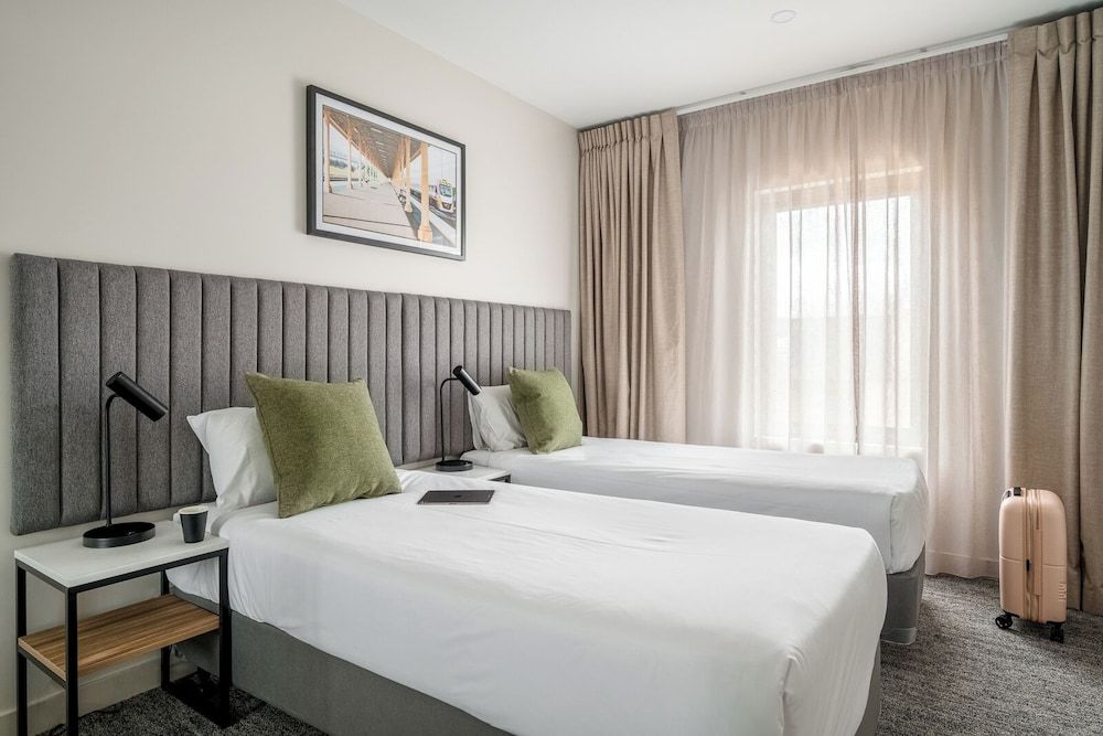 Quest Albury Three Bedroom Apartment 4