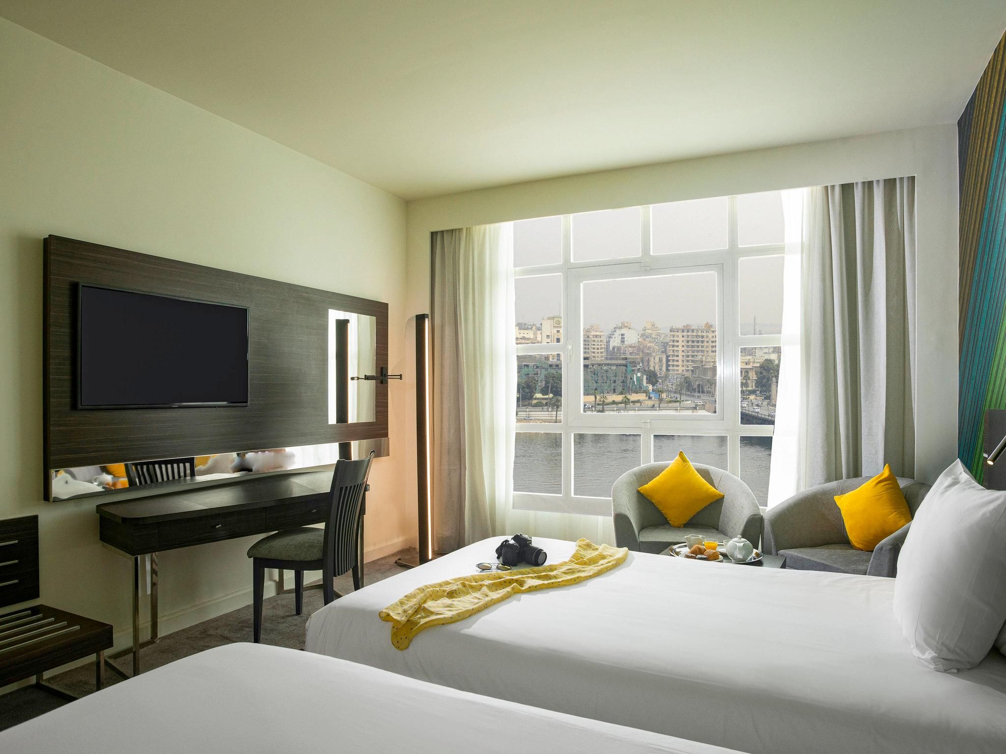 Superior 2 Single Beds River View