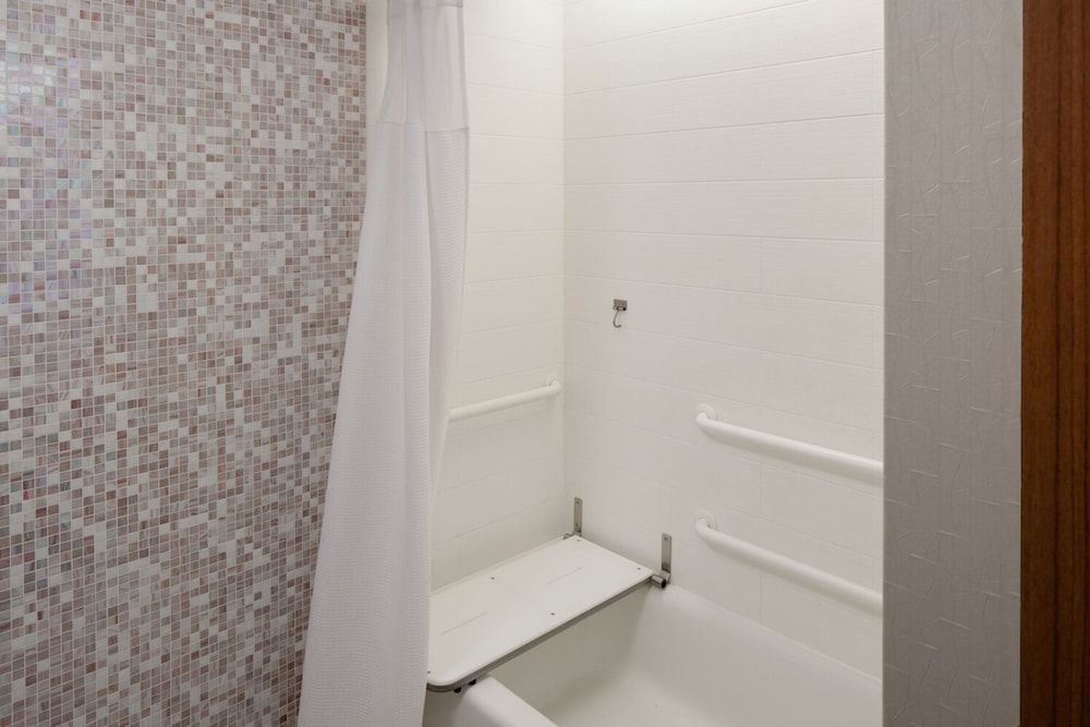 Studio, 1 King Bed with Sofa bed, Non Smoking (Hearing Accessible)