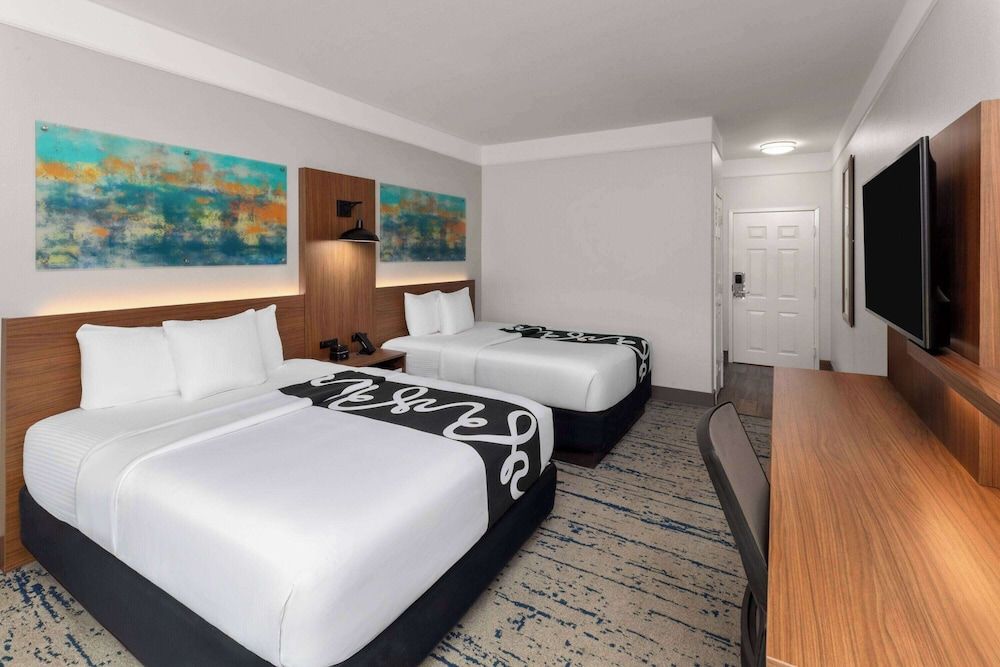 Room, 2 Queen Beds, Non Smoking