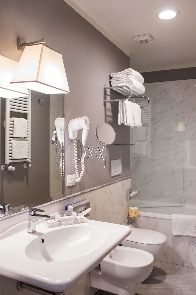 Hotel Rapallo Classic Double Room 9