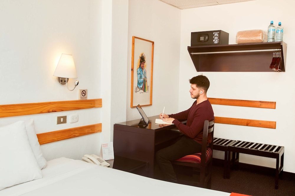 Traditional Single Room