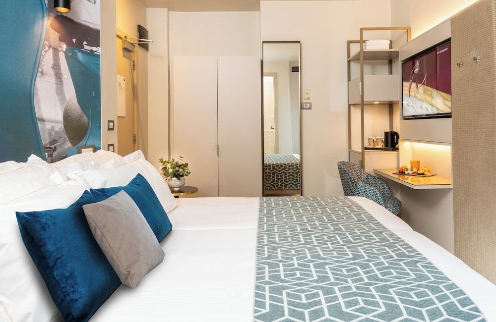 Leonardo Boutique Hotel Rome Termini Comfort Room 6