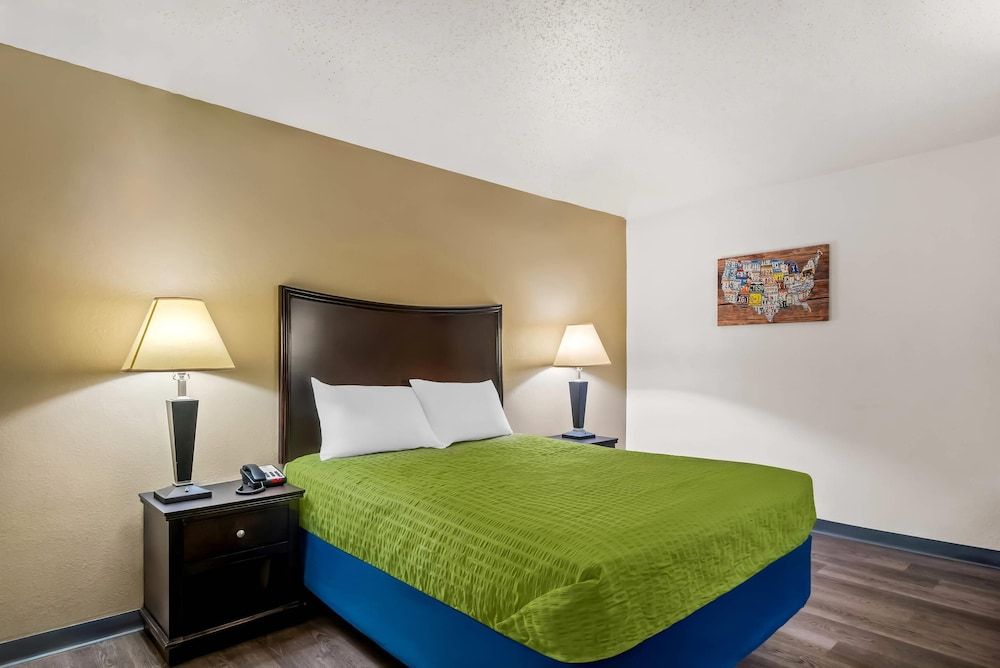 Room, 1 Queen Bed, Accessible, Non Smoking