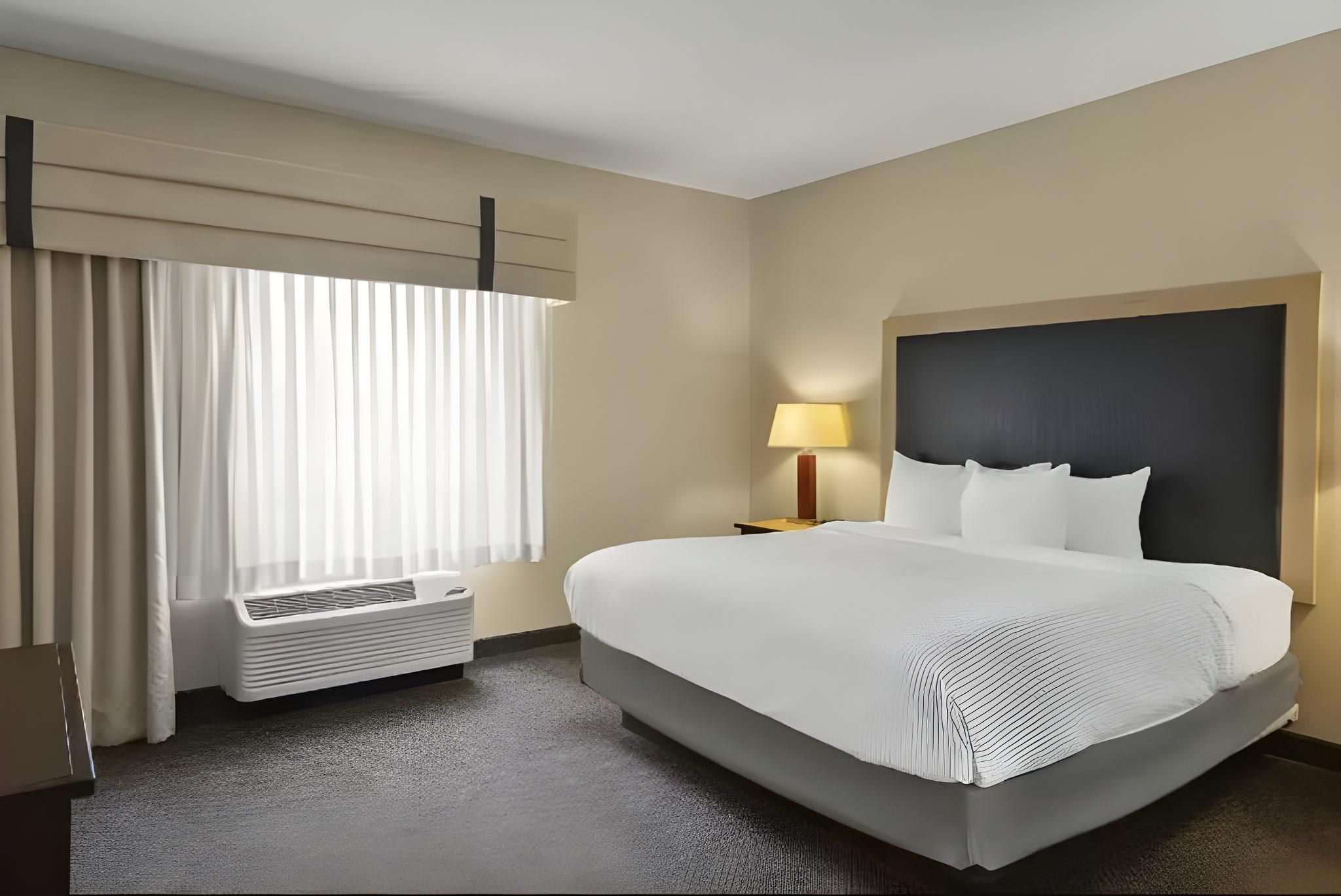 undefined Cambria Hotel Columbus - Polaris 8