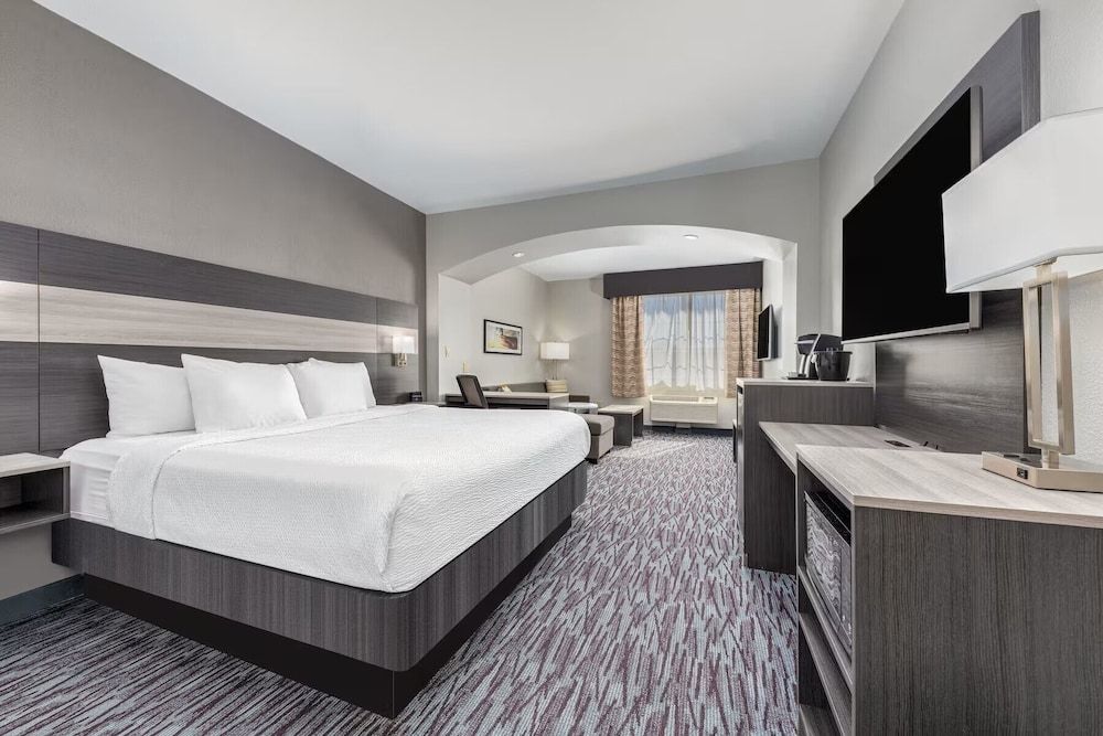 Executive Room, 1 King Bed, Non Smoking
