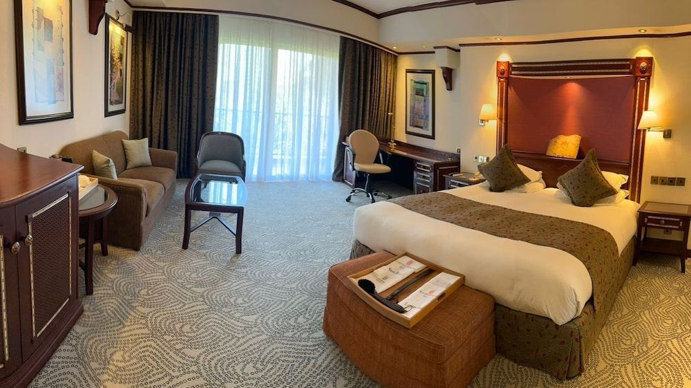 Kampala Serena Hotel Deluxe Room, Courtyard View