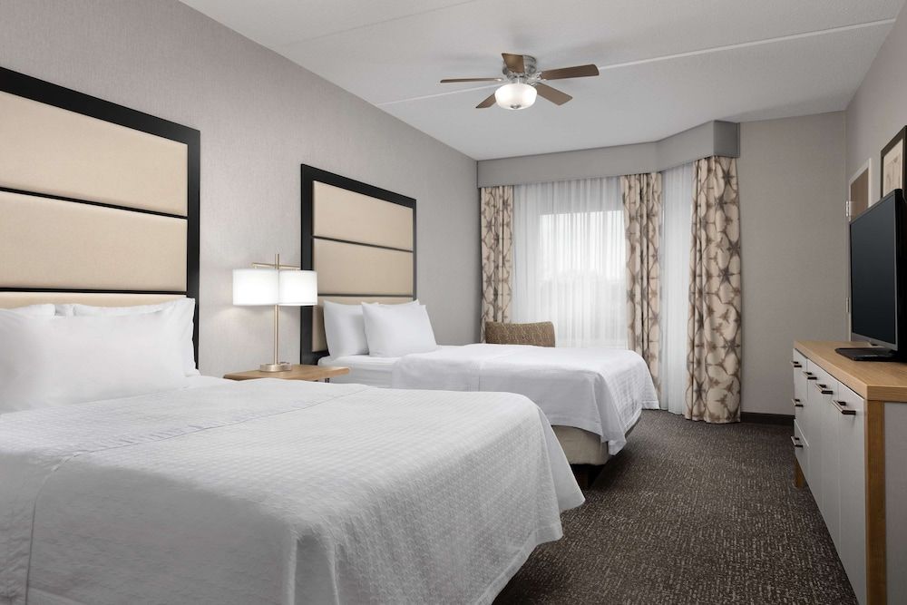 Suite Two Queen Bedroom non smoking