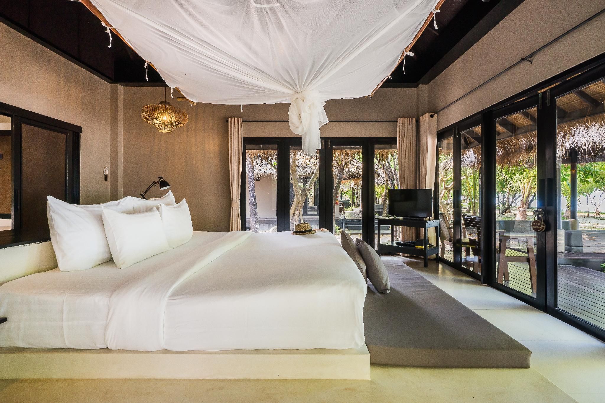 Beachfront Villa
