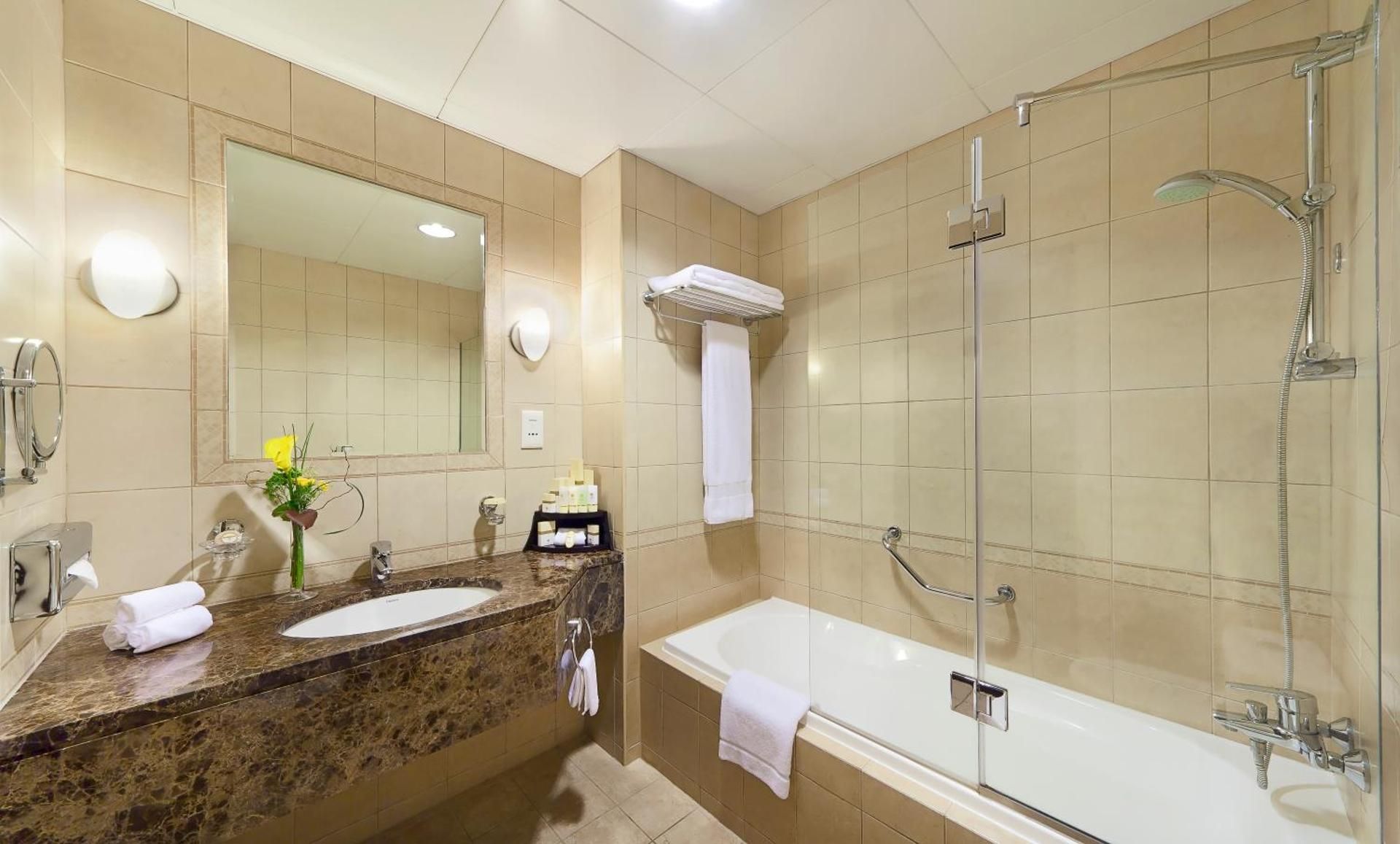 undefined Al Manzel Hotel Apartments 5