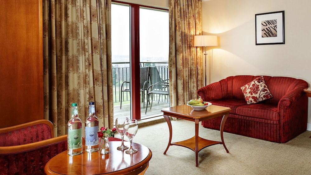 Bryn Meadows Golf, Hotel & Spa Junior Suite 8