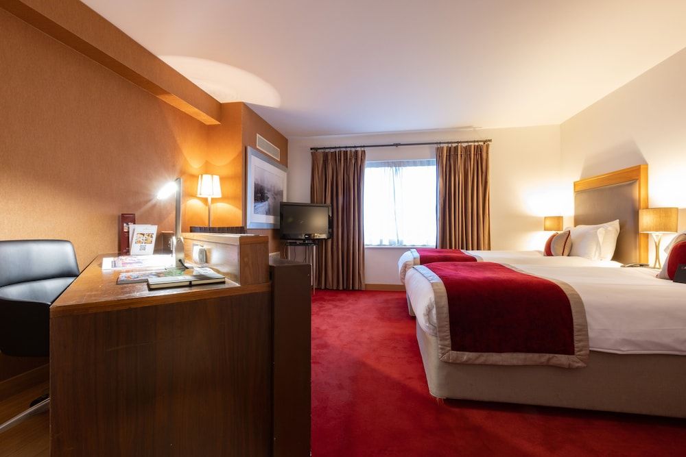 The Bermondsey Square Hotel Superior Twin Room 2