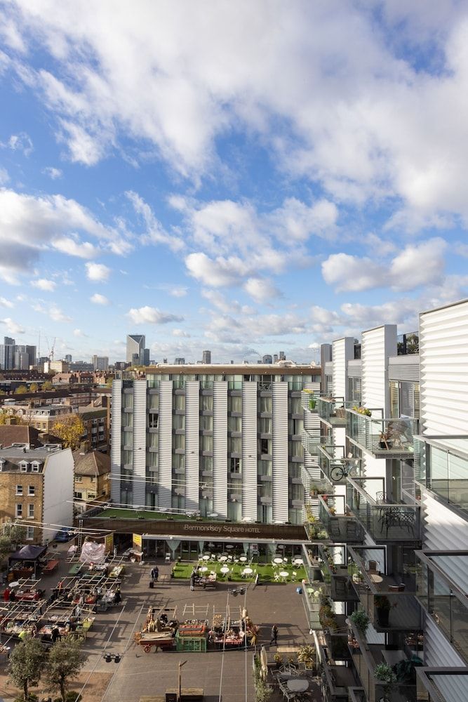 undefined The Bermondsey Square Hotel 4